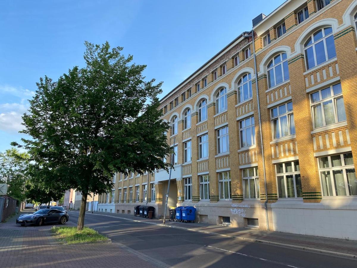 Stilvolles Loft Mit Kostenlosem Fahrrad Magdeburg Exterior foto